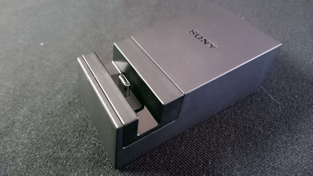 PK Dock sạc từ Sony DK52 Z4